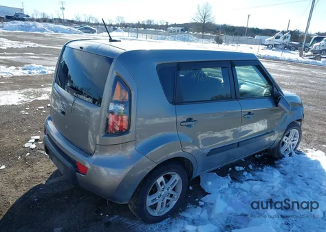 2011 Kia Soul + z USA, uszkodzony, nr VIN KNDJT2A24B7234773